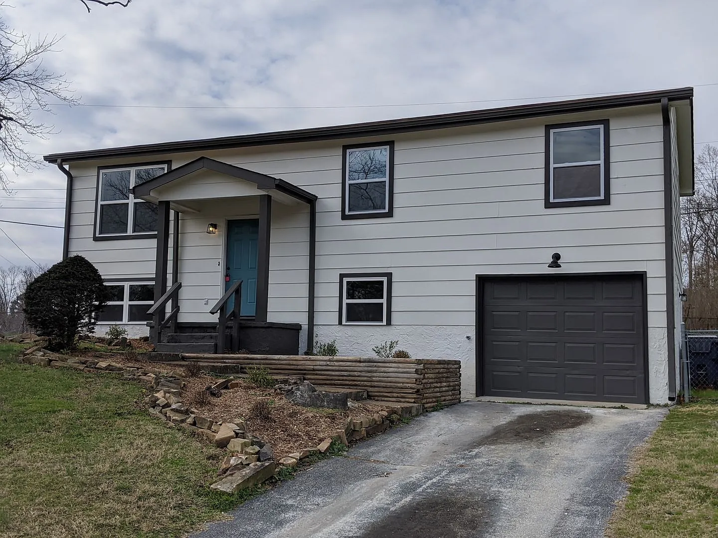 Beautifully Remodeled Harrison Home — Photo 2