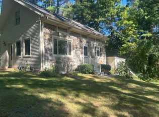 119 Muggett Hill Rd, Charlton, MA 01507