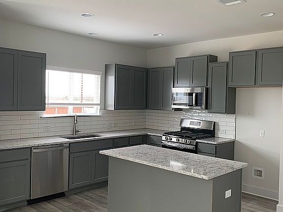 4th image of 6120 Belgrave Dr