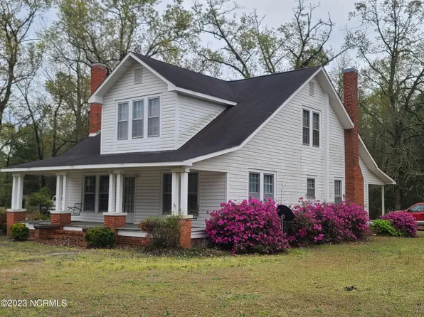 6685 Albert Street, Elizabethtown, NC 28337