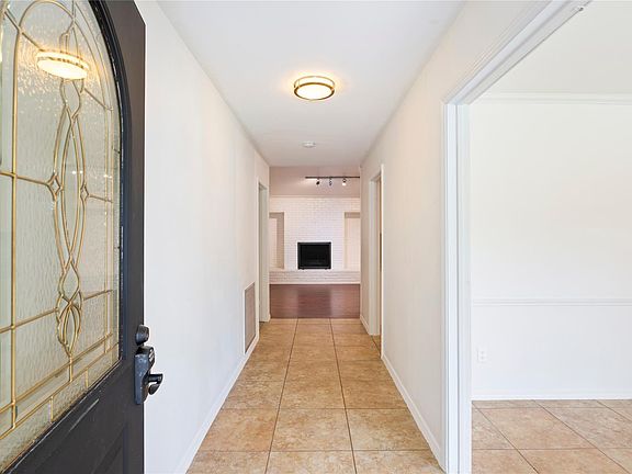 5th image of 10714 Hillcroft St