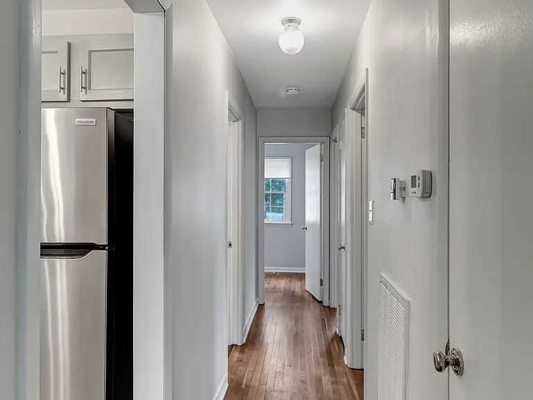 5039 Wilson Pike — Photo 8