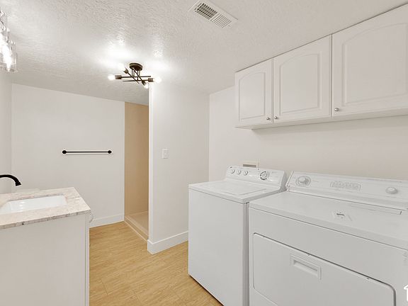 5th image of 313 E 1165 N