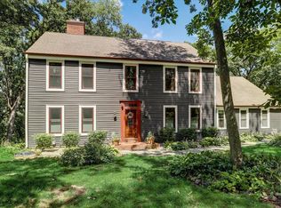 2970 Forestview Cir, Franksville, WI 53126