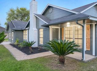 8522 Fairbrook Ln, La Porte, TX 77571