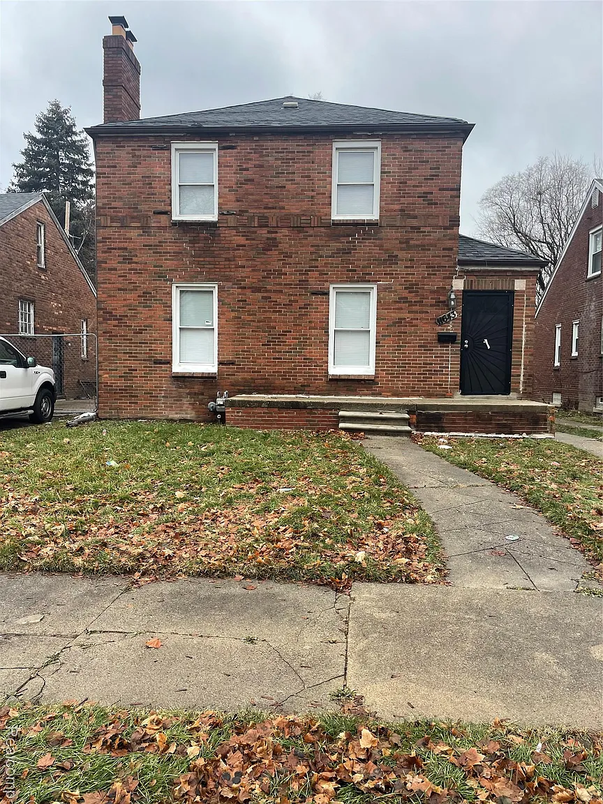 11643 Sussex St photo 1