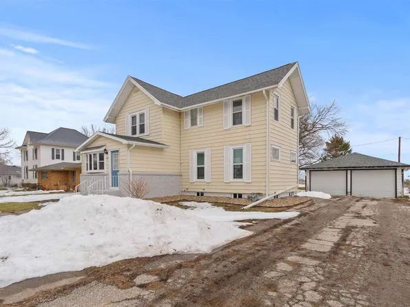312 W Broadway Ave, Keota, IA 52248