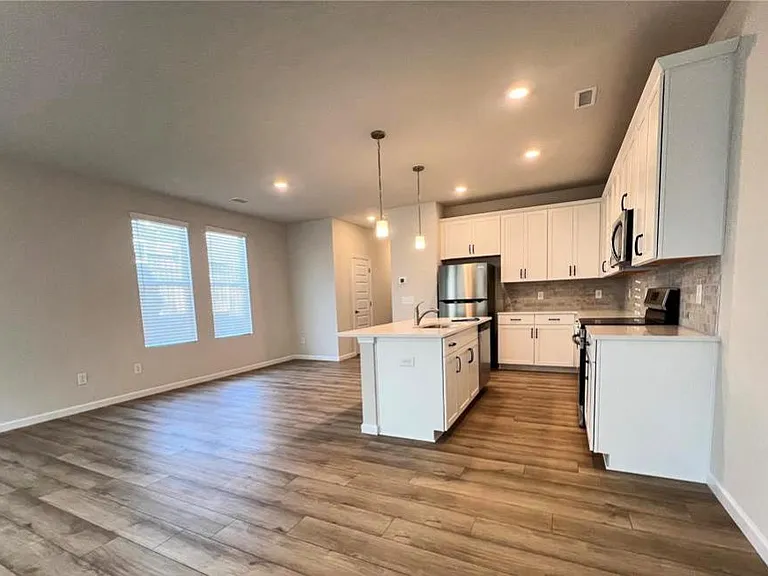 2705 Winn Mill Dr — Photo 9