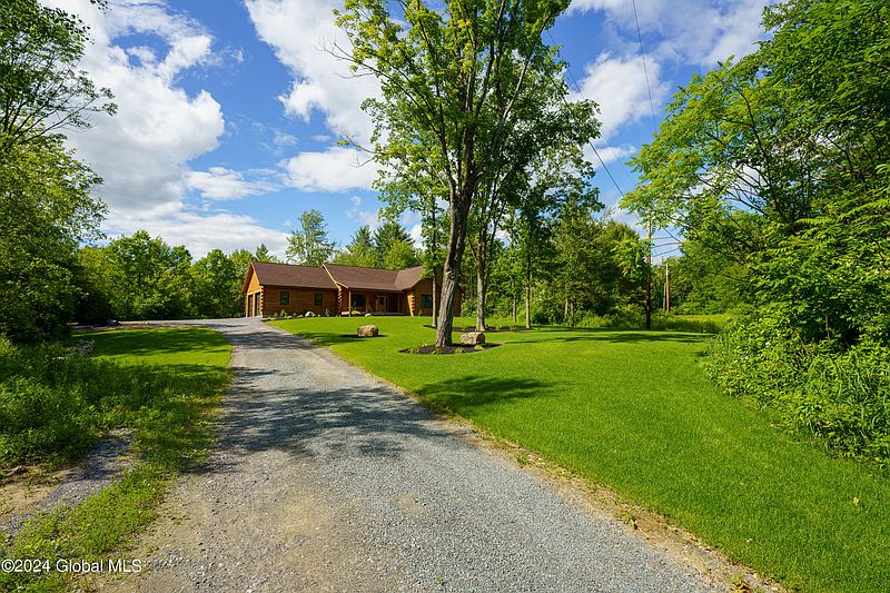 3rd image of 464 Brownell Road