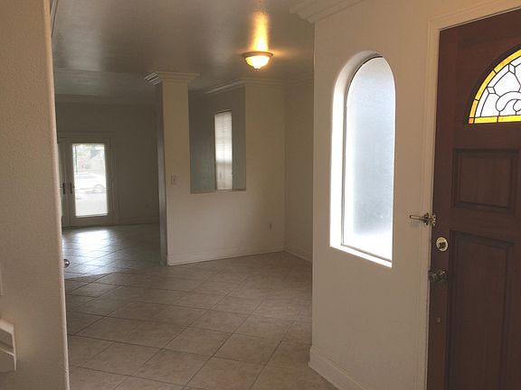front entry, and dining area