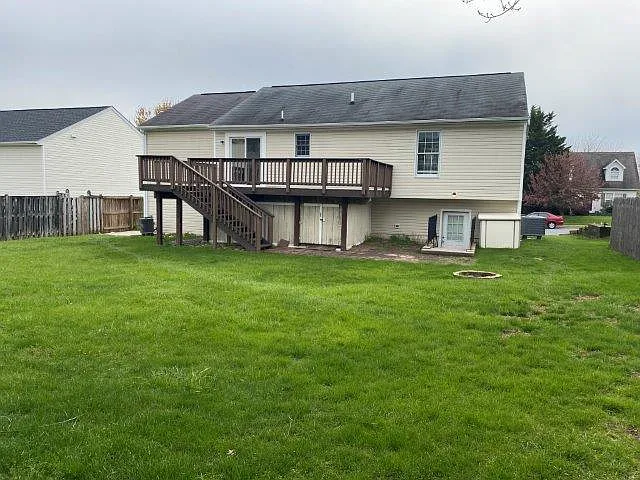4 bed, 2866 sqft, $2,500 — Photo 2