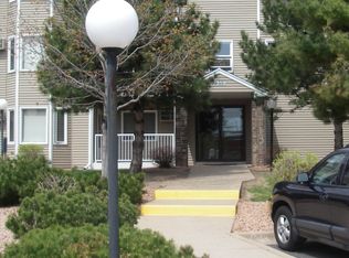 2350 Ridge Dr APT 208, Saint Louis Park, MN 55416