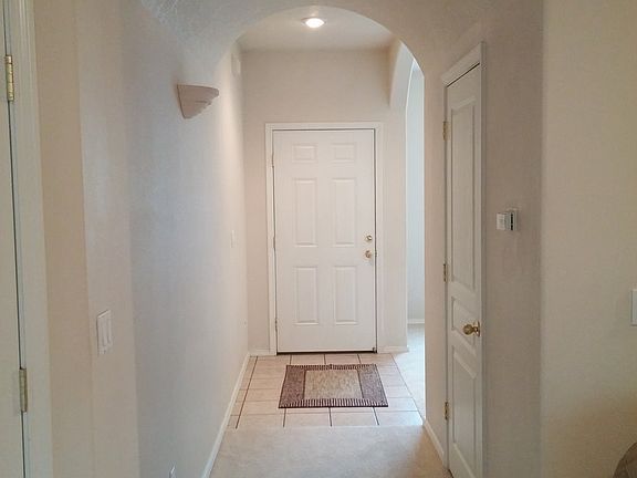 3rd image of 6774 SE Sweet Meadow Ln