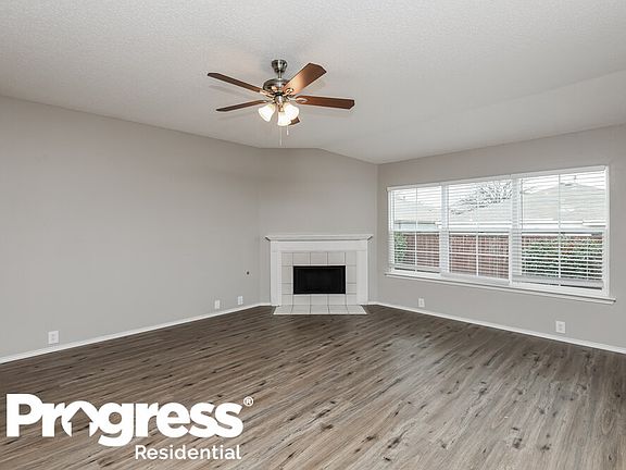 3rd image of 3213 Bent Creek Dr