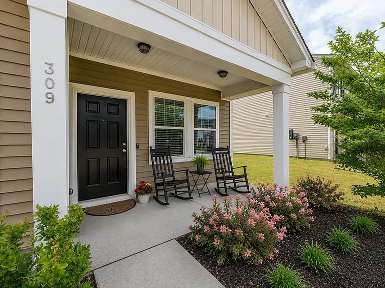 309 Sedona Dr — Photo 2