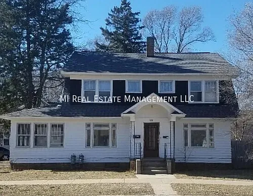 1029 Wood St #1 Photo 1