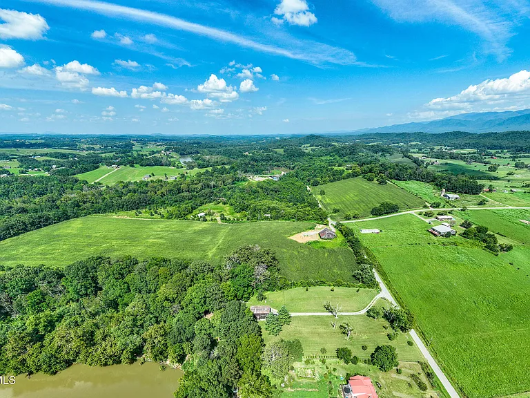 7090 Old Asheville Hwy — Photo 45