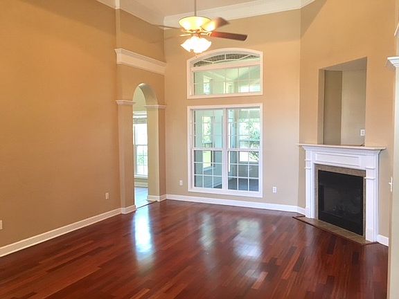 5th image of 412 Childers Dr