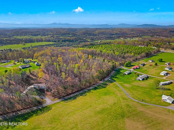 2nd image of 1 W Dumplin Valley Rd