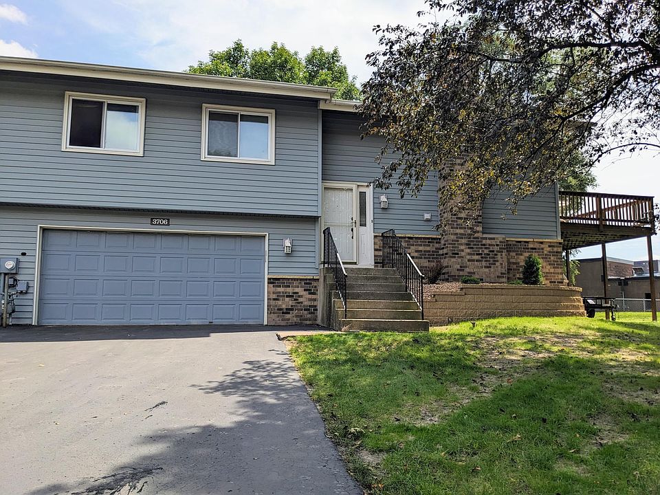 1st image of 3706 York Cir