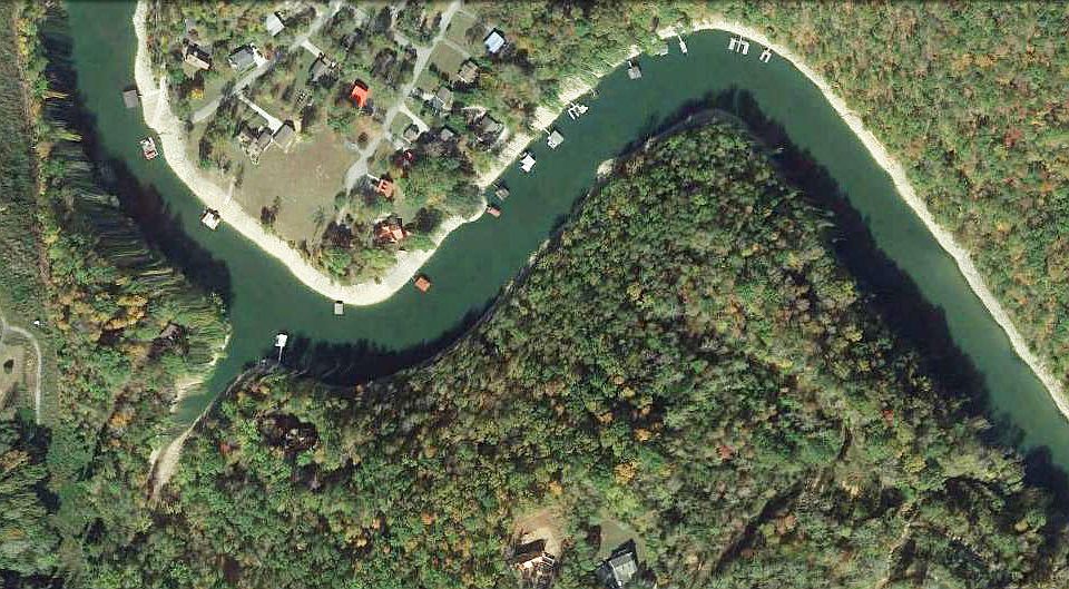 1st image of Lakemont Ln