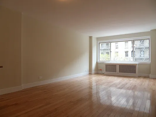 Rented by Stonehenge NYC LLC | media 2
