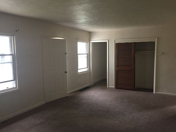 4th image of 626 E Fairview Ave