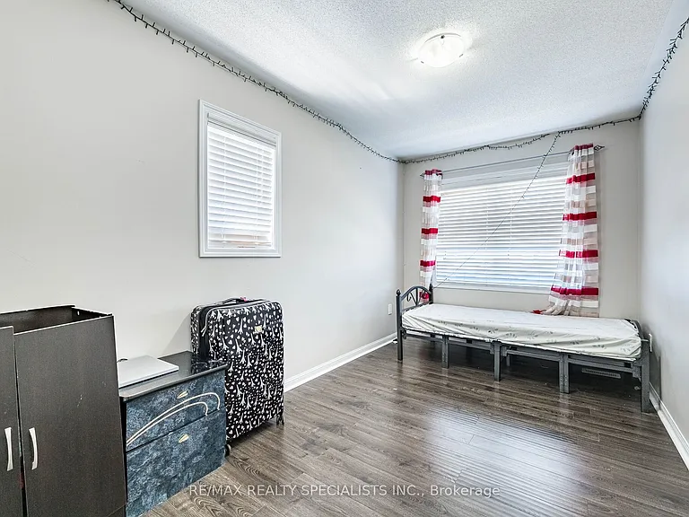 47 Robert Parkinson Dr — Photo 22