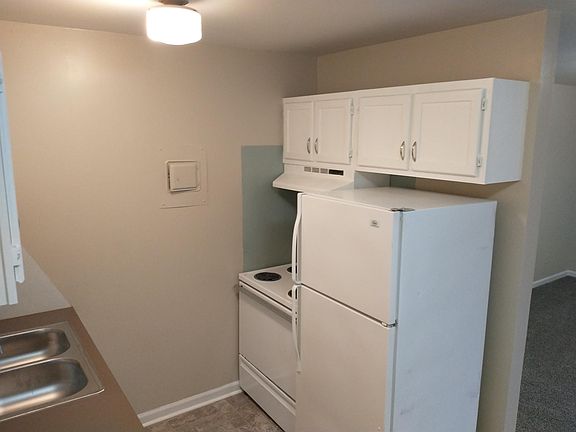 2nd image of 2945 Buchanan St APT 4