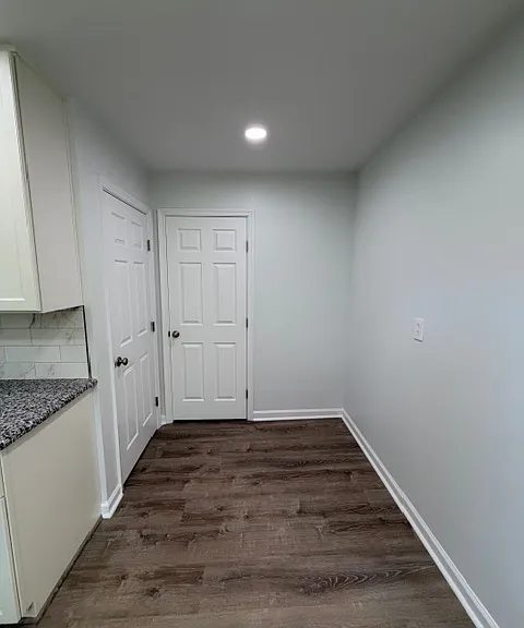 2303 Katherine Ave — Photo 8