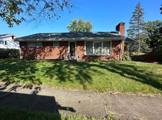 111 Sunset Dr, New Cumberland, PA 17070