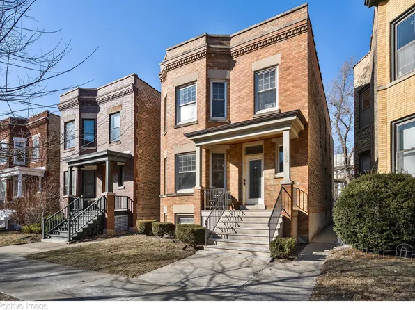 1330 W Roscoe St, Chicago, IL 60657