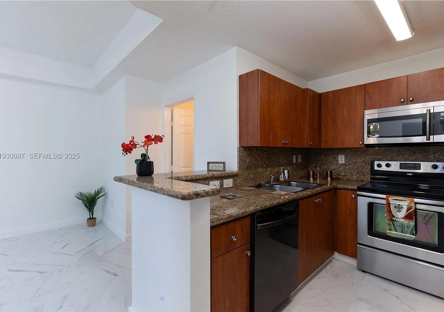 1009 SW 144th Avenue 2701, Pembroke Pines, FL 33027 — Photo 1