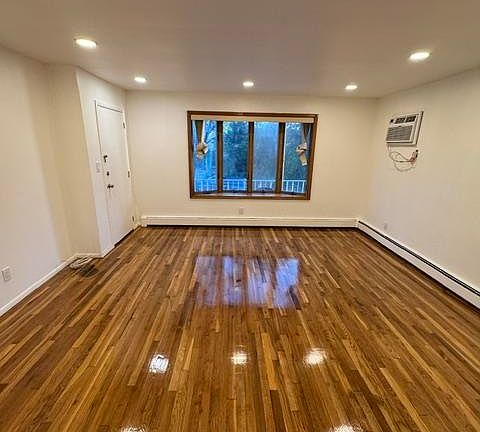 3rd image of 45 Edwards Ct #1