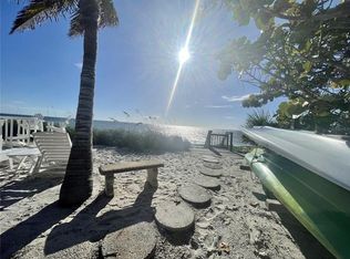 3052 N Beach Rd, Englewood, FL 34223