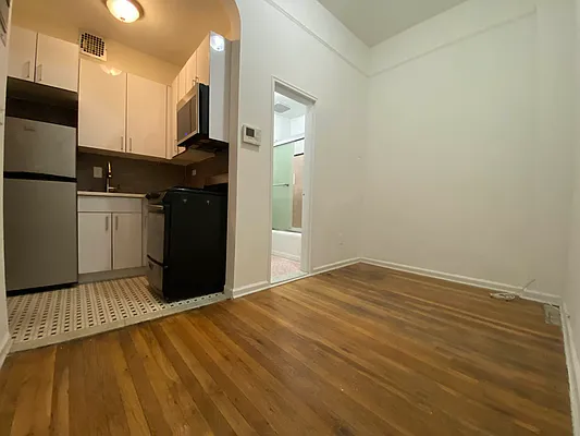 Rented by Compass | media 4