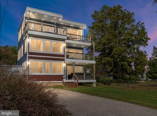 1320 Chesapeake Dr, Churchton, MD 20733