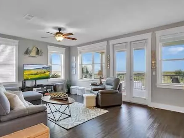 26540 Mangrove Dr Unit 103, Galveston, TX 77554