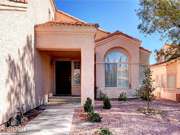 2nd image of 3200 Flagstaff Ct