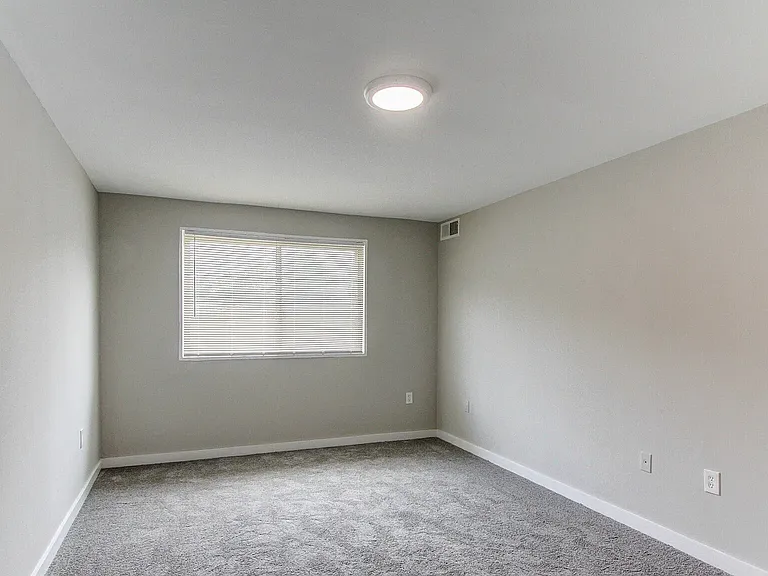 Henson Creek Apartment Homes — Photo 15