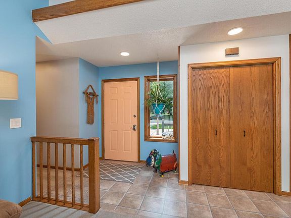 3rd image of 707 Forest Green Cir