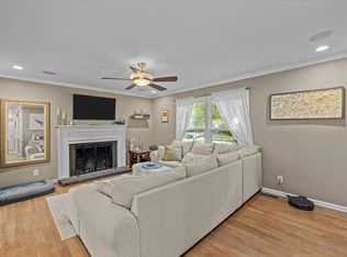 6109 Whittier Dr, Raleigh, NC 27609