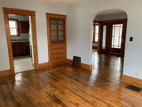 4th image of 729 Davenport St