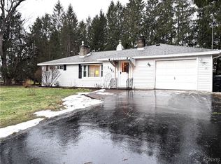 7721 Marie Dr, Kirkville, NY 13082