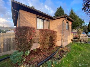 2116 SW Thistle St, Seattle, WA 98106