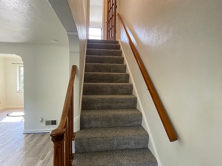 112 S Scott St #114 — Photo 6