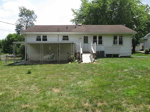 3rd image of 2211 W Overhill Rd