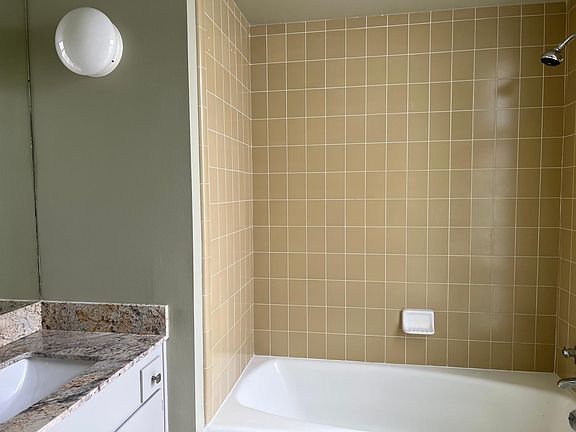 5th image of 1445 8th Ave APT 4