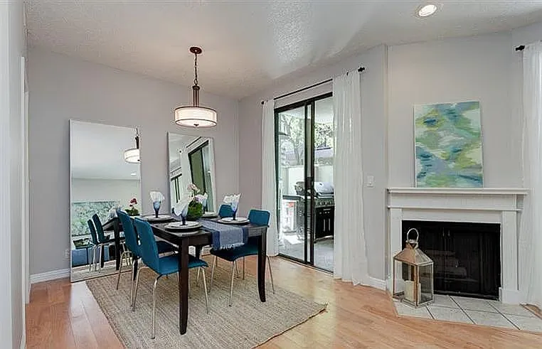 3 bed, 1290 sqft, $4,850 — Photo 3