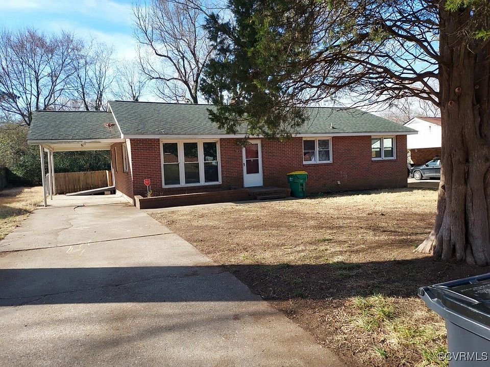 1st image of 110 S Radford Dr